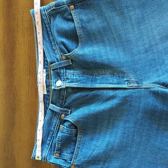 Levi's Premium 100% Cotton Wedgie Jeans in Market Stance - Picture 8 of 15